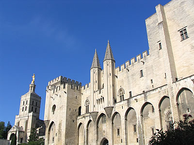 Le palais des papes en Avignon